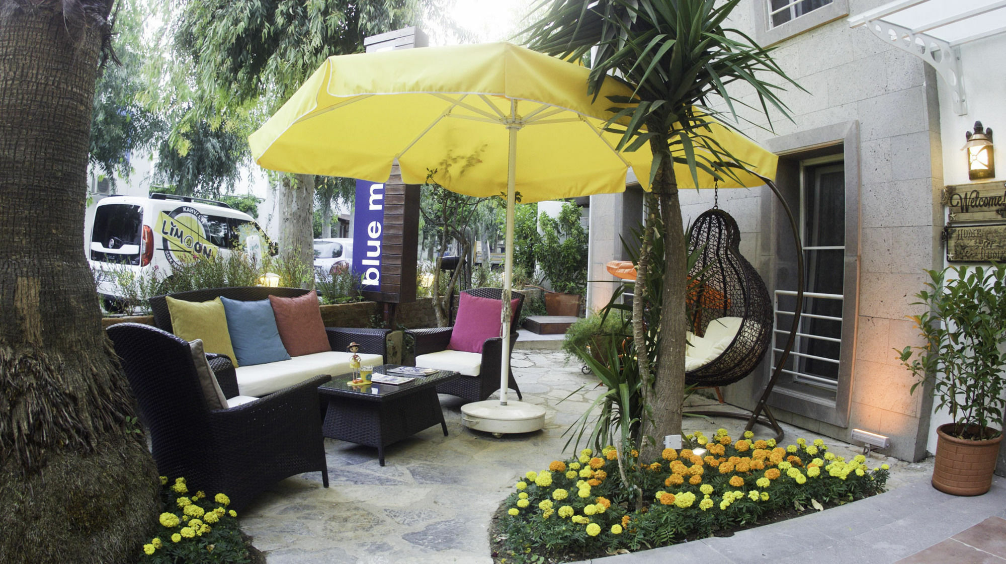 Blue Marin Hotel Битез Екстериор снимка