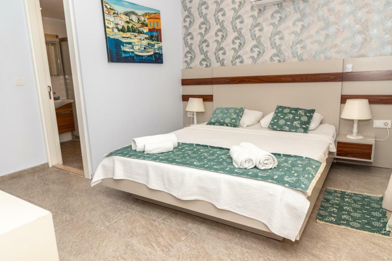 Blue Marin Hotel Битез Екстериор снимка